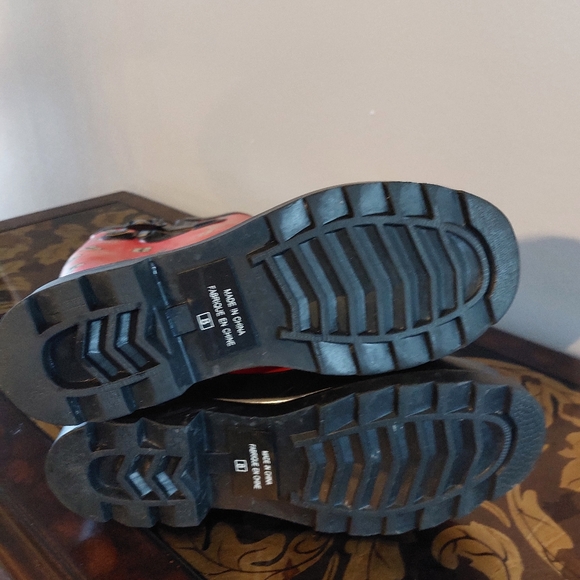 Steps rain boots - Picture 2 of 3